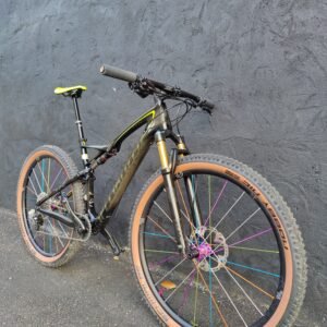 Specialized Epic Comp Carbon Full Suspension Bicycle